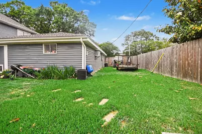 10439 Catlett Lane, La Porte, TX 77571 - Photo 23