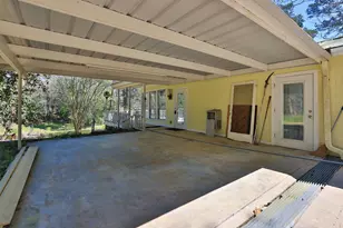 400 Driftwood Dr, Goodrich, TX 77335 - Photo 5