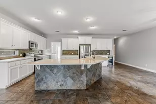 501 Cherry Hills Dr, Huntsville, TX 77340 - Photo 7