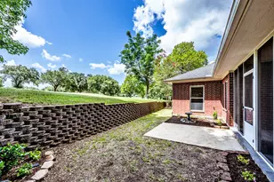 501 Cherry Hills Dr, Huntsville, TX 77340 - Photo 37