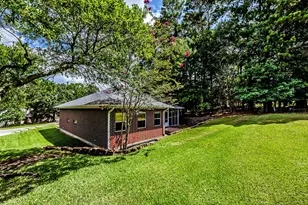 501 Cherry Hills Dr, Huntsville, TX 77340 - Photo 39