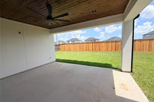1727 South Pointe, Friendswood, TX 77546 - Photo 15
