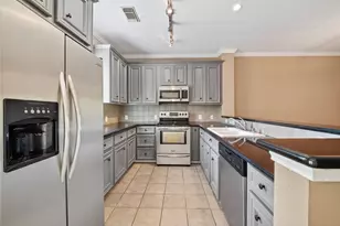 2804 Chenevert St, Houston, TX 77004 - Photo 15