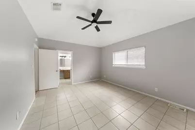 25 Shady Oak Lane, Conroe, TX 77304 - Photo 7