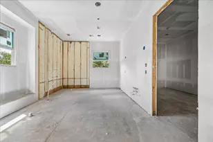 3717 Carlon St, Southside Place, TX 77005 - Photo 9