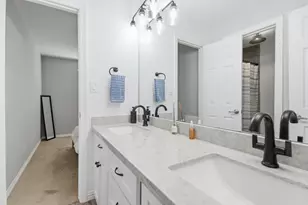 14 Creek Forest Ln, Conroe, TX 77384 - Photo 37