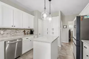 14 Creek Forest Ln, Conroe, TX 77384 - Photo 15