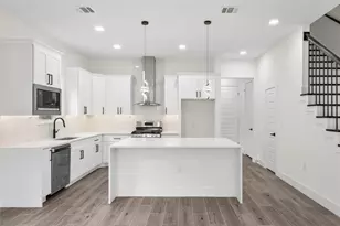 4427 Elmwood St, Houston, TX 77051 - Photo 13