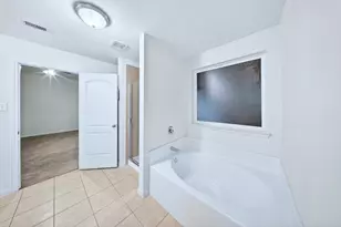 10913 Panther Ct, Houston, TX 77099 - Photo 15