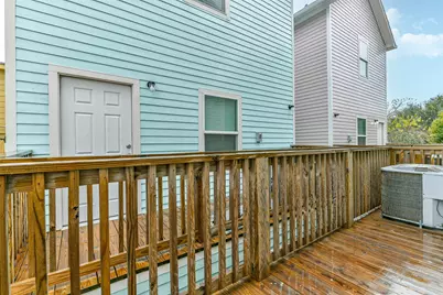 4505 Bernardo De Galvez, Galveston, TX 77551 - Photo 17