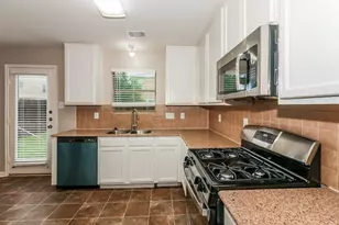 20730 Dickinson Manor Ln, Cypress, TX 77433 - Photo 9
