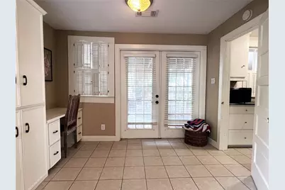 606 Sycamore Street, Brenham, TX 77833 - Photo 19