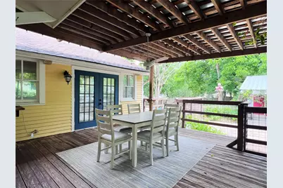 606 Sycamore Street, Brenham, TX 77833 - Photo 21
