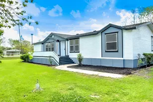 2516 Loch Lomond St, Highlands, TX 77562 - Photo 3