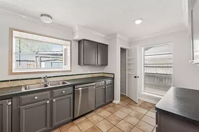 19531 Woodglen Drive, Katy, TX 77449 - Photo 15