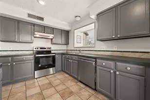 19531 Woodglen Dr, Katy, TX 77449 - Photo 17