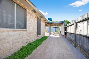 19531 Woodglen Dr, Katy, TX 77449 - Photo 43