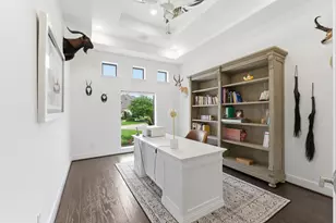 63 W Loftwood Cir, The Woodlands, TX 77382 - Photo 31
