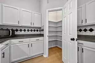 2710 Grants Lake Blvd, Sugar Land, TX 77479 - Photo 17