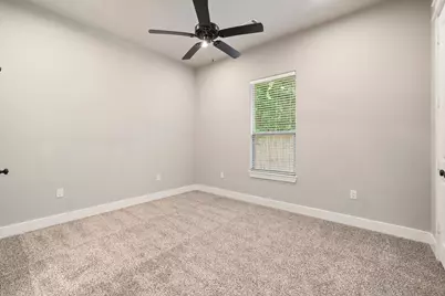 2402 Chantilly Lane, Conroe, TX 77384 - Photo 29