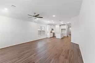 542 Long Beach Bay Dr, Katy, TX 77493 - Photo 9