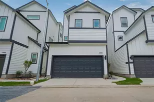 1609 Regents Ct, Houston, TX 77055 - Photo 1