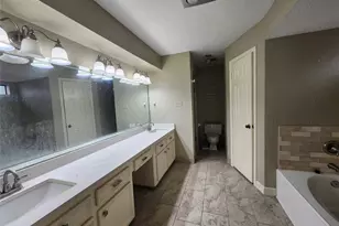 15714 Woodcroft Dr, Houston, TX 77095 - Photo 7