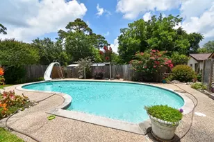 5504 Sycamore Dr, Dickinson, TX 77539 - Photo 5