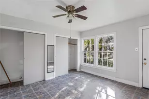 1207 E 27th St, Bryan, TX 77803 - Photo 17