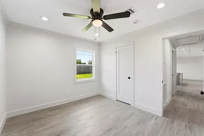 1041 Gardendale Drive, Houston, TX 77018 - Photo 21