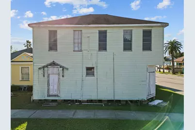 2927 Avenue Q, Galveston, TX 77550 - Photo 3