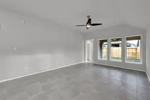 322 Highland Bayou Dr, Conroe, TX 77304 - Photo 11