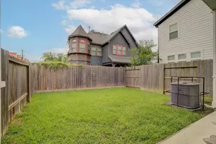 2511 Stuart St, Houston, TX 77004 - Photo 33