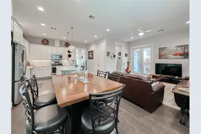 1104 Pearl Wood Drive, Houston, TX 77008 - Photo 13