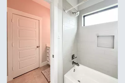 1104 Pearl Wood Drive, Houston, TX 77008 - Photo 37