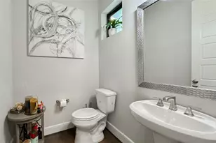 1104 Pearlwood Dr, Houston, TX 77008 - Photo 19