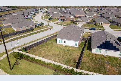 4602 Sterling Prairie Trail, Baytown, TX 77521 - Photo 3