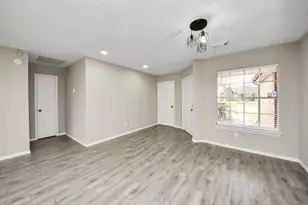 4915 Pecan Grove Dr, Pearland, TX 77584 - Photo 5