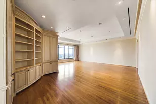 2121 Kirby Dr, Houston, TX 77019 - Photo 11