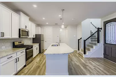 9948 Storehouse Drive, Houston, TX 77080 - Photo 15