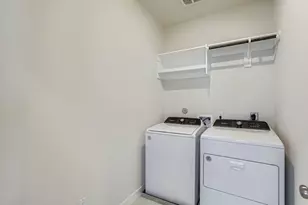 9948 Storehouse Dr, Houston, TX 77080 - Photo 27