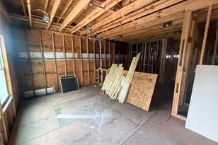3917 Harrisburg Blvd, Houston, TX 77003 - Photo 7