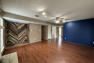 313 Thistlewood Ct, League City, TX 77573 - Photo 13