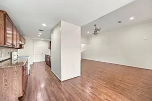 12902 Sandri Ln, Houston, TX 77077 - Photo 15