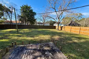 1514 Avenue F, Danbury, TX 77534 - Photo 29