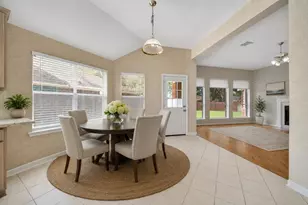 15427 Truslow Point Ln, Sugar Land, TX 77478 - Photo 11
