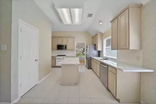 15427 Truslow Point Ln, Sugar Land, TX 77478 - Photo 7