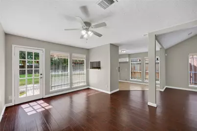 1427 Lazy Spring Drive, Missouri City, TX 77489 - Photo 15