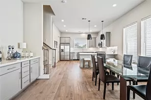 3916 Willowbend Pt Dr, Houston, TX 77025 - Photo 9