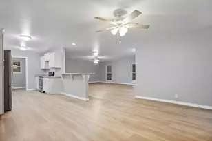 1347 E Palm Dr, Winnie, TX 77665 - Photo 9